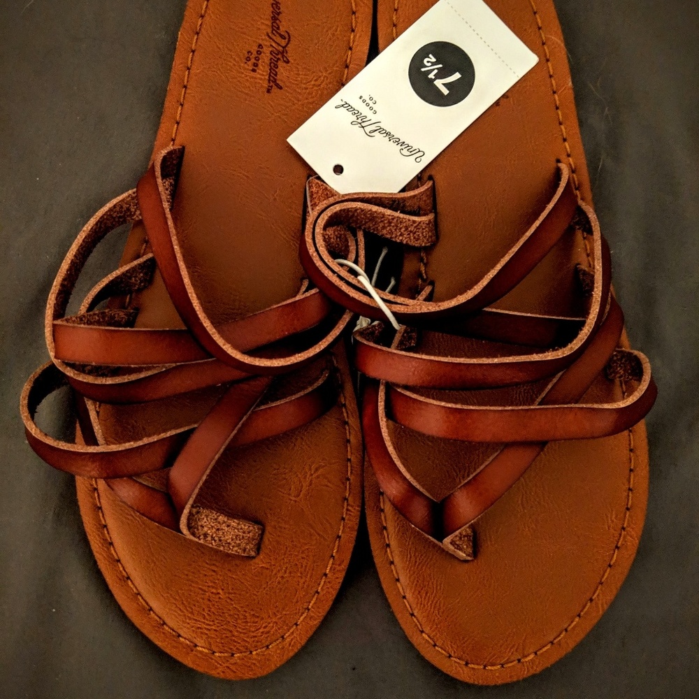 ❤️🎯 Strappy Flat Sandal NWT Universal Thread 7